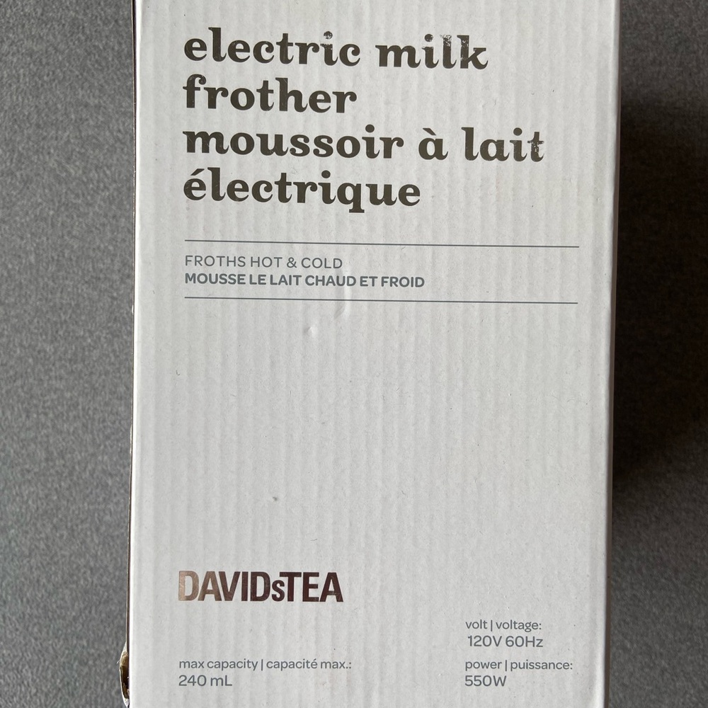 DAVIDsTEA Electric Milk Frother